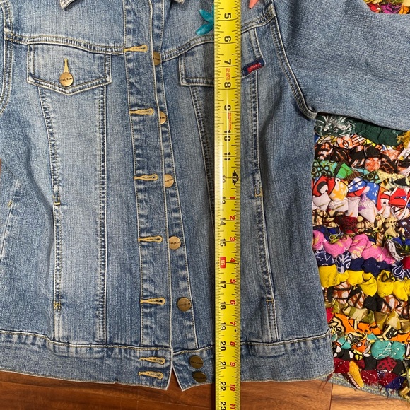 Embroidered Yuka Jean jacket bead embellished S - Picture 11 of 11